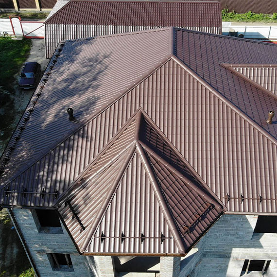 Монтаж сложной крыши и кровли в Бакале и Челябинской области